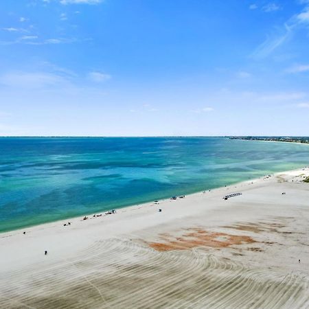 Gullwing Beach Front Resort ฟอร์ตมายเยอร์สบีช ภายนอก รูปภาพ