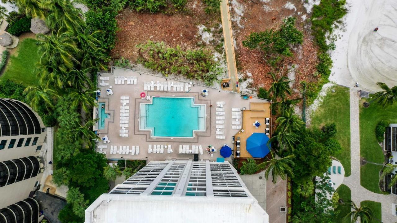 Gullwing Beach Front Resort ฟอร์ตมายเยอร์สบีช ภายนอก รูปภาพ