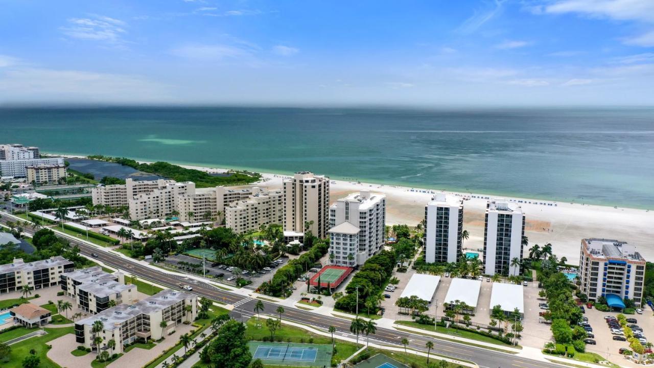 Gullwing Beach Front Resort ฟอร์ตมายเยอร์สบีช ภายนอก รูปภาพ
